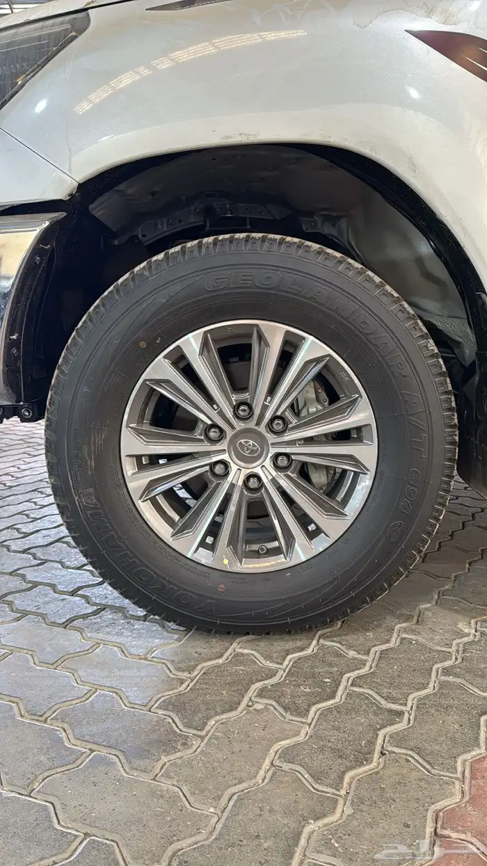 تويوتا هايلوكس فئة SGLX اتوماتيك بنزين 2025 4