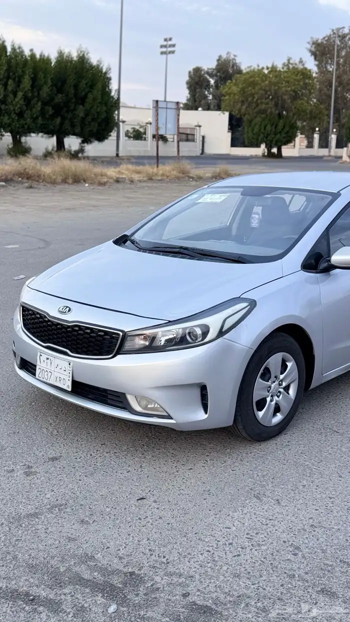 كيا سيراتو 2017 1