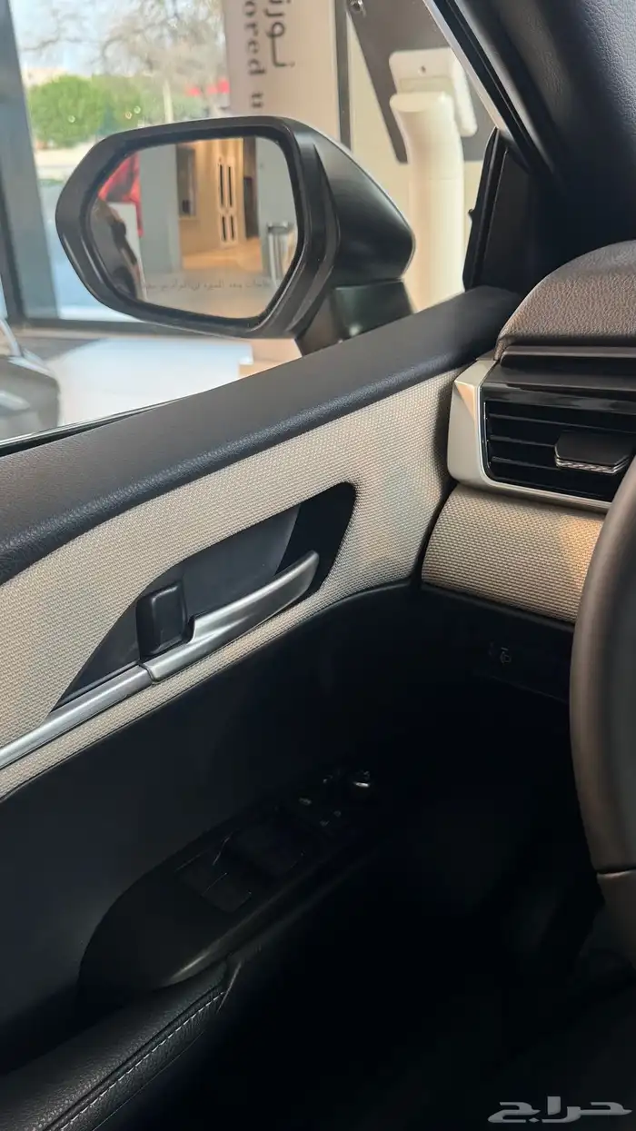 كامري نص فل 2025 13