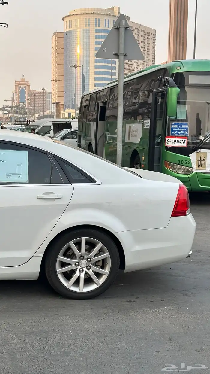 كابرس 2015 ابيض شرط 18