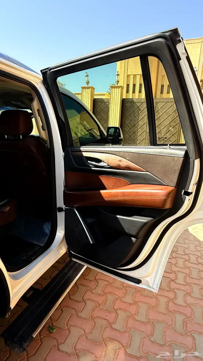 للبيع كاديلاك اسكاليد موديل 2018 بريميوم 7