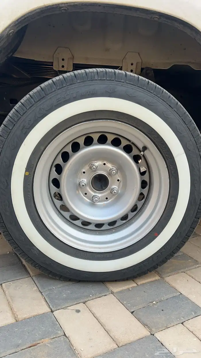 للبيع دمعه وكفرات جينيو 2