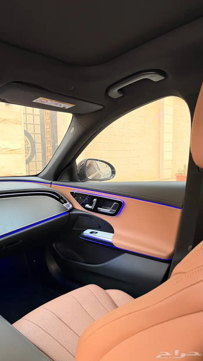 مرسيدس E200 2025 شبه اصفار 13