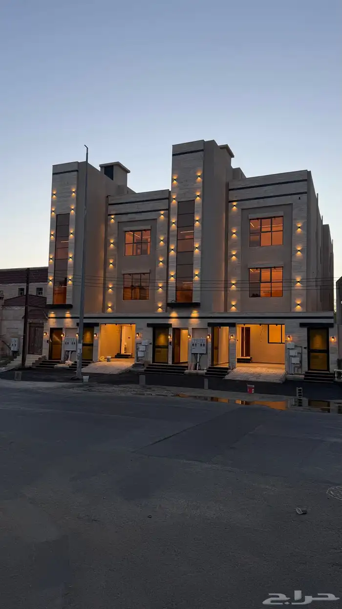 للبيع شقق علويه بحى الراقى على شارع 25 م وسط جميع الخدمات 0