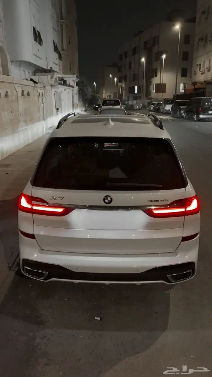 BMW X7 6