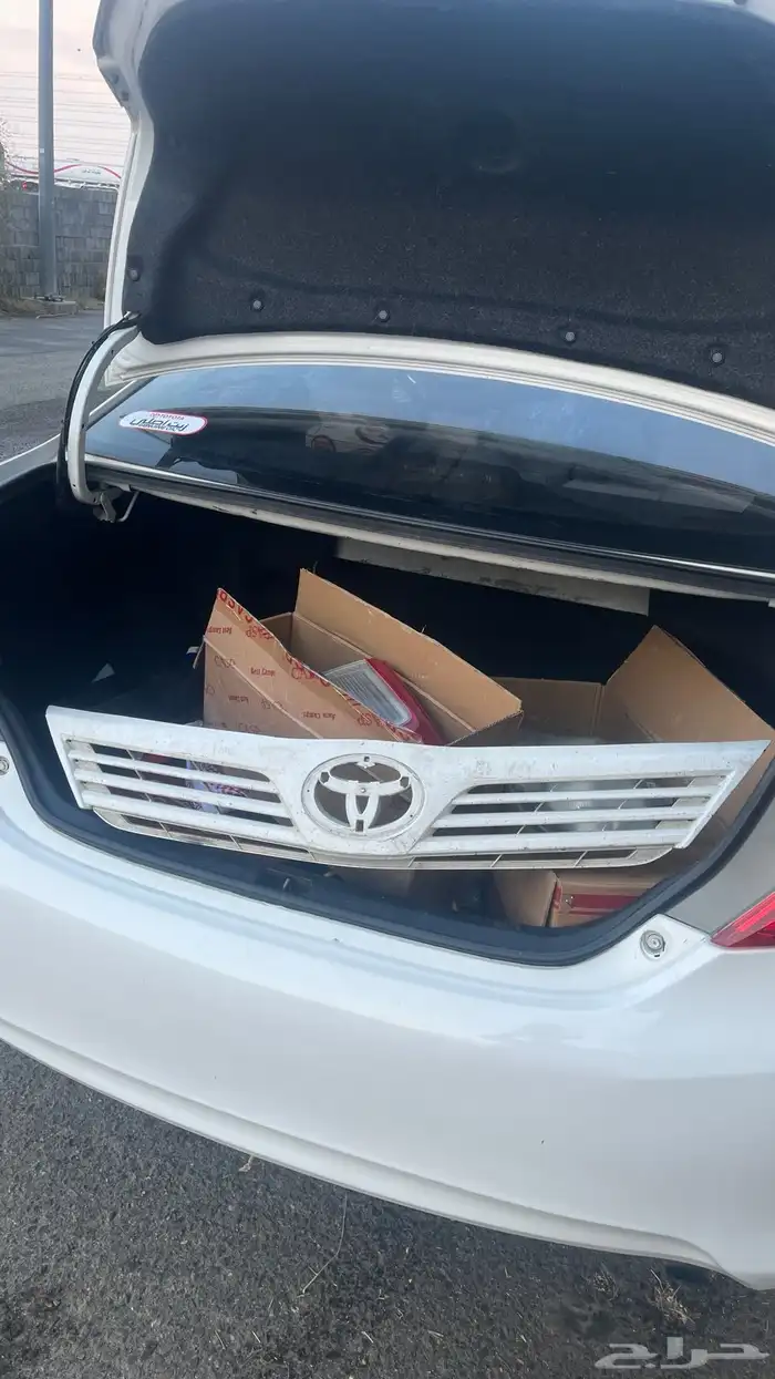 للبيع اسطب كامري 2012-2015 وشمعه يمين كامري 2012-2015ولمزيد 2