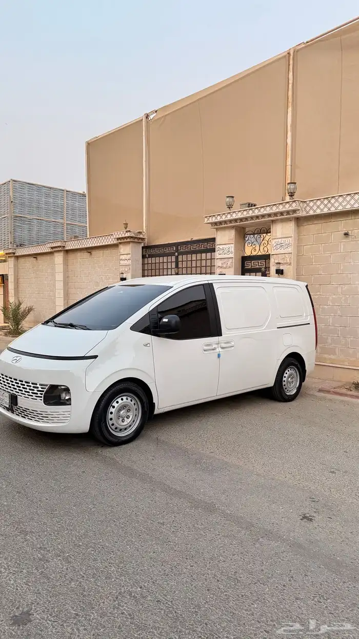 هونداي ستاريا 2022 ( ديزل ) فإن بضاعة 1