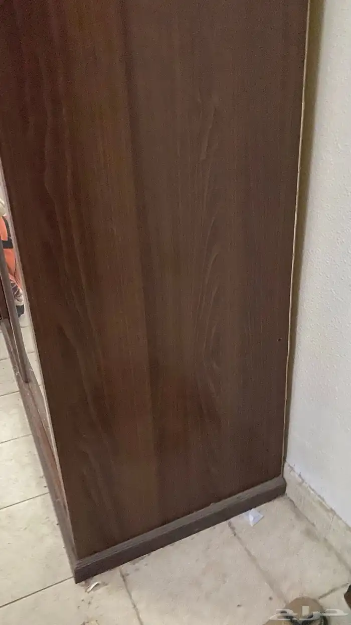 دولاب للبيع 0