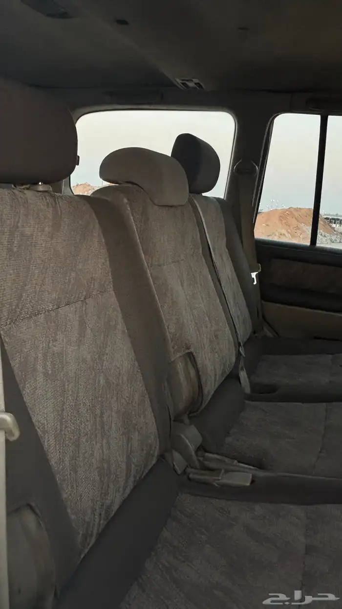 جيب جكسار 2001. تم البيع 15