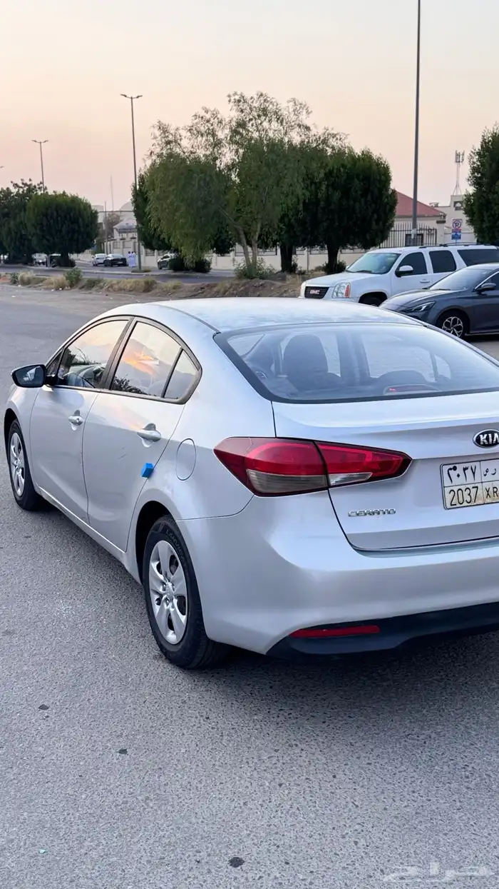 كيا سيراتو 2017 10