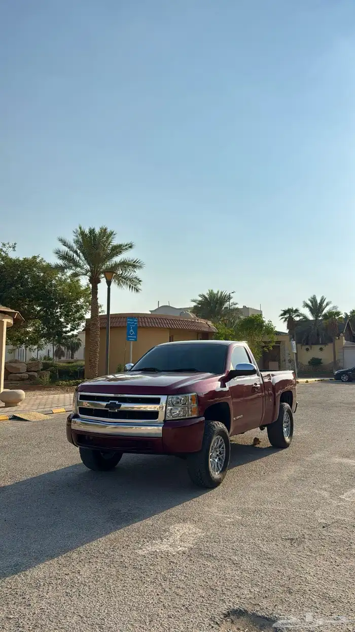 سلفرادو عنابي للبيع 0