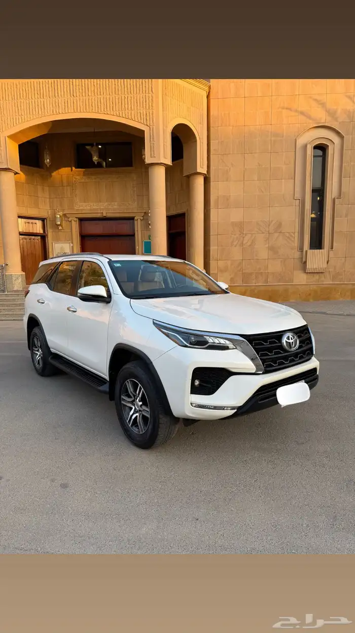 فورتشنر 2022 VX بنزين 3