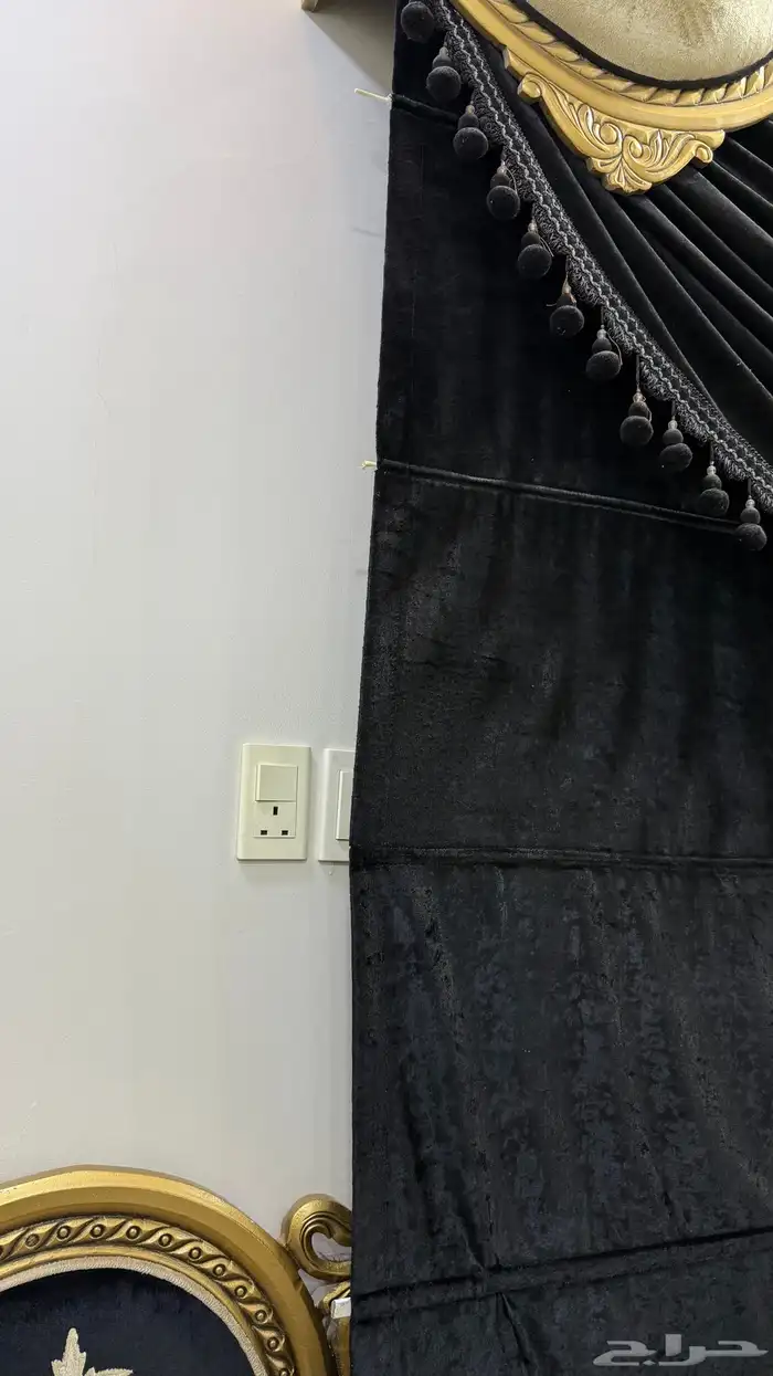 طقم كنب والستاره وطاولة 12