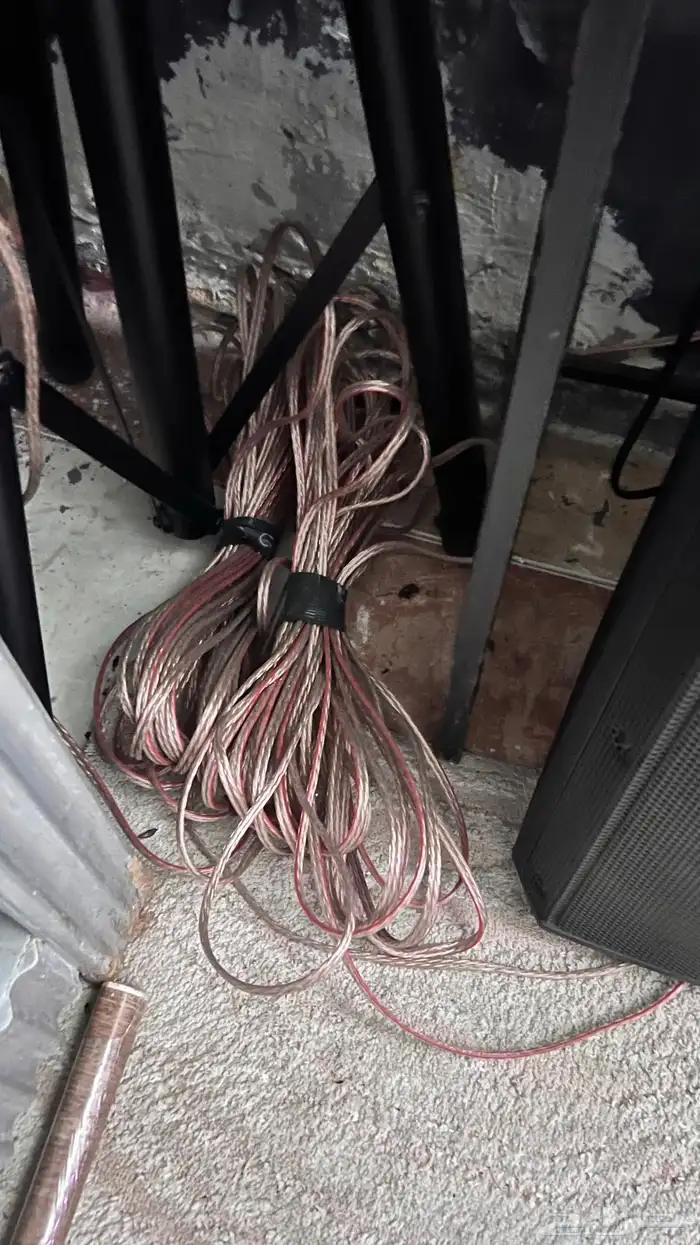 للبيع سماعات 2