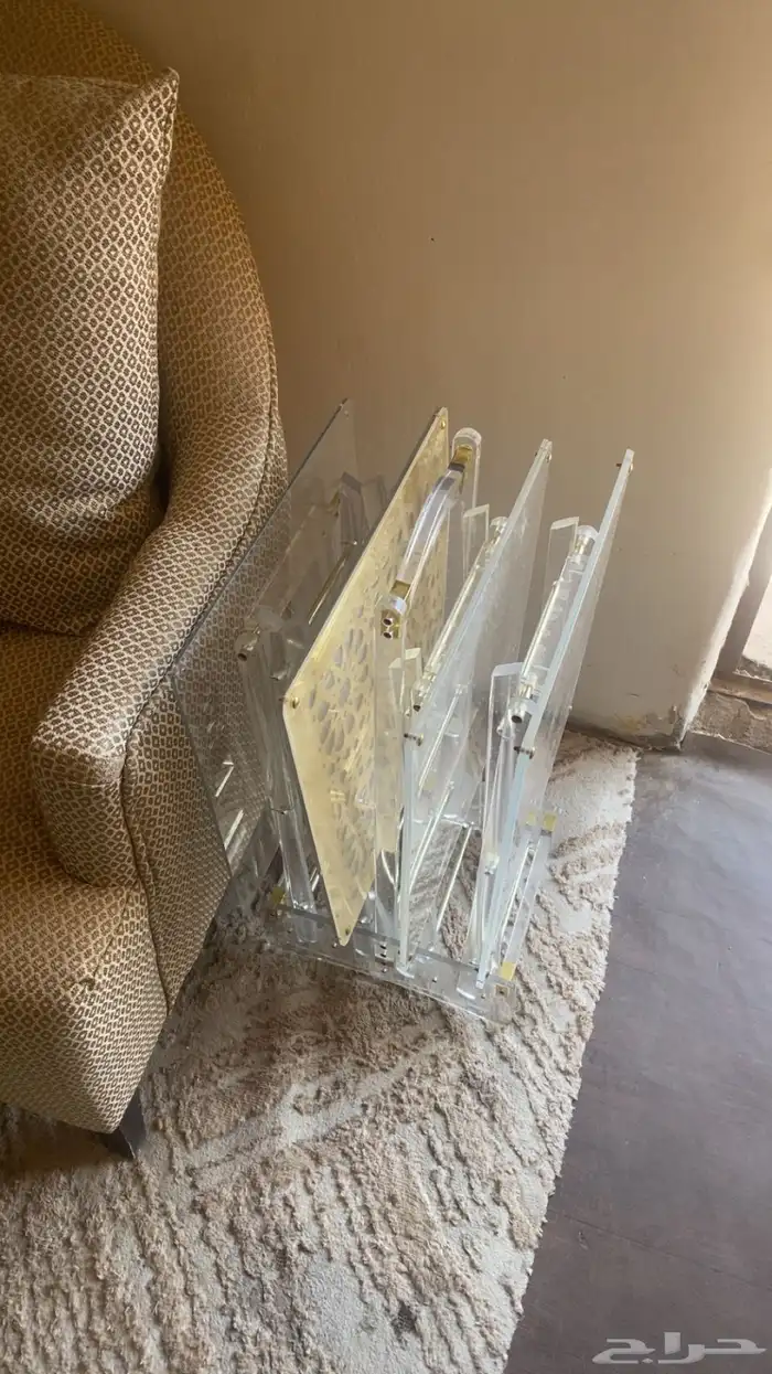 كنب ومعه طاولات خدمه ومعه طاولات ضيافه البيع سمح 1