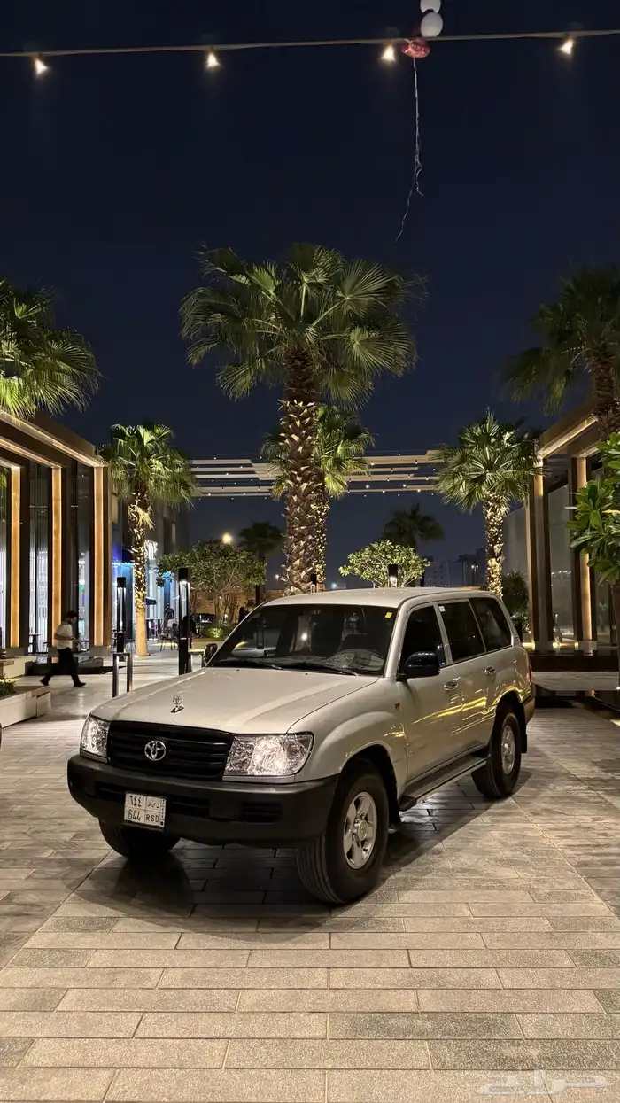 لاندكروزر 2