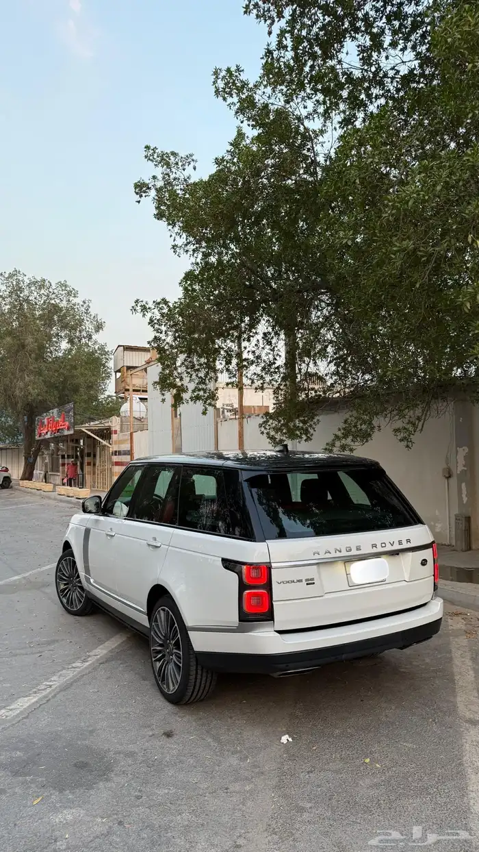 رنج روفر2020 فوجSE الممشى134 الف 4