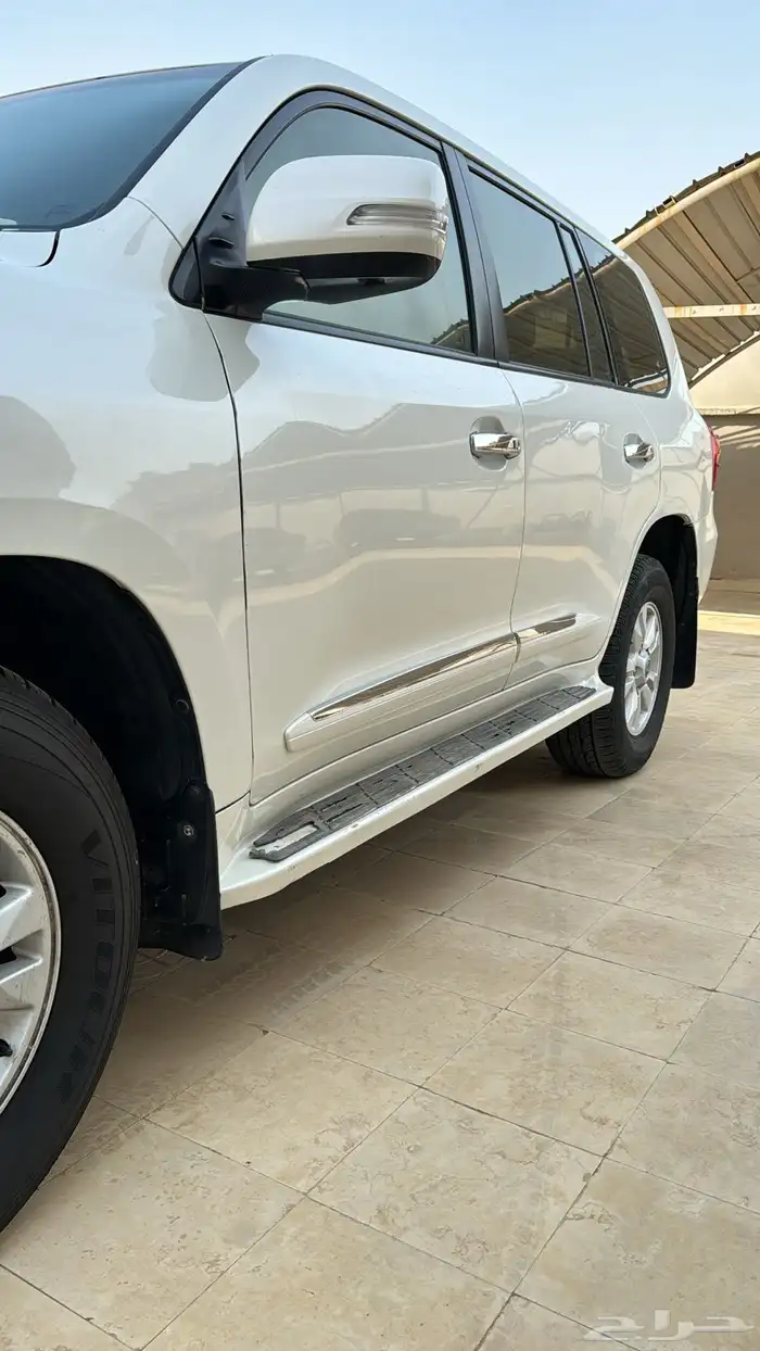لاندكروزر GXR 2012 سعودي 8 سلندر 10