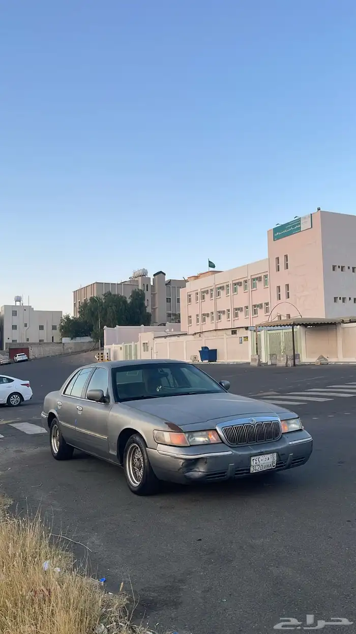 فورد ماركيز 2001 للبيع 2