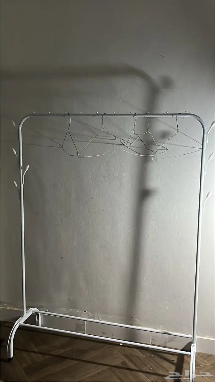 معلاق ملابس جديد ب50 0