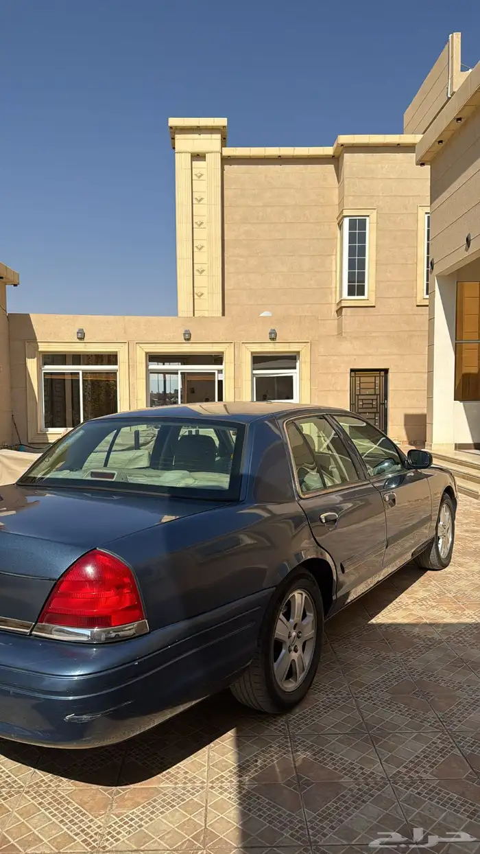 فورد كروان فكتوريا 6