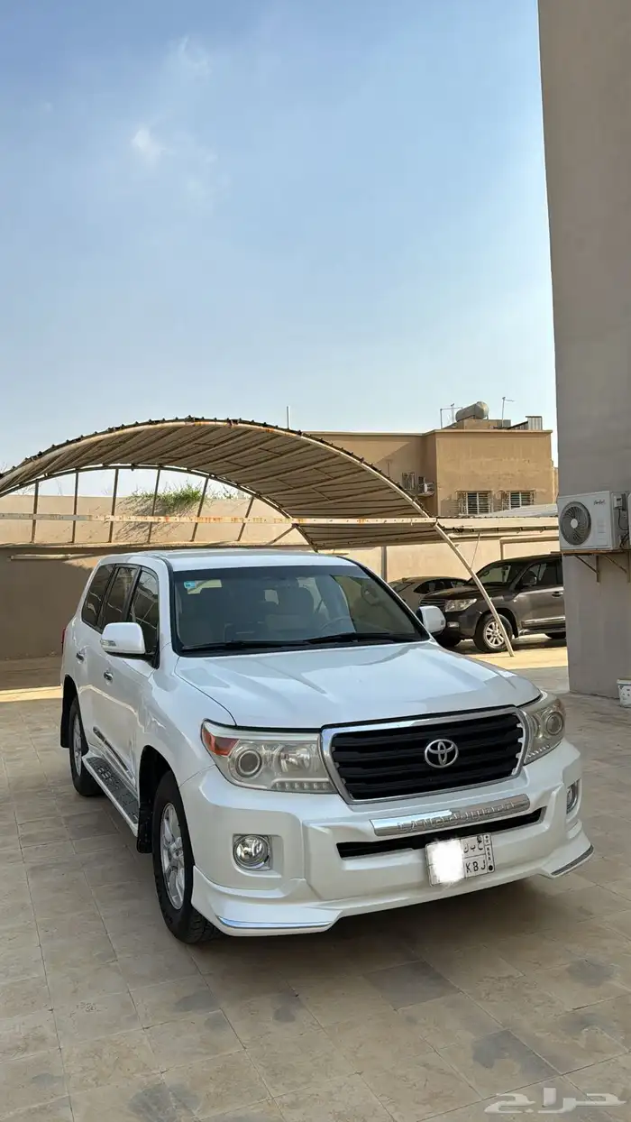 لاندكروزر GXR 2012 سعودي 8 سلندر 0