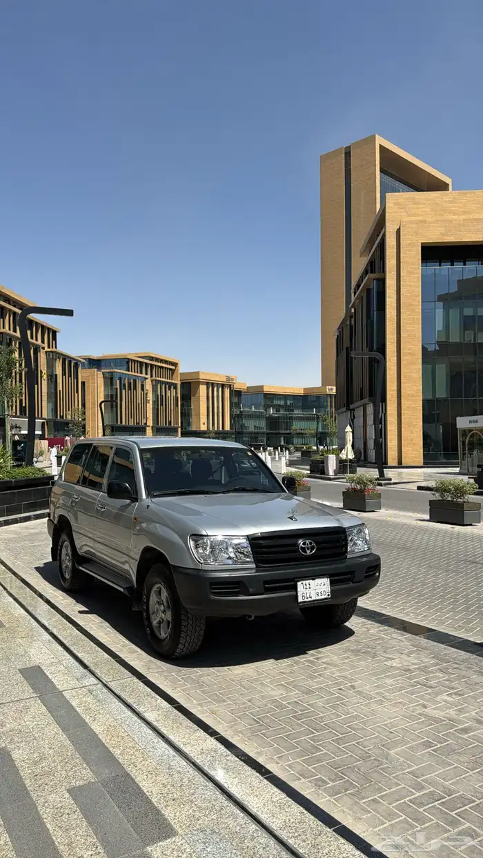 لاندكروزر 1