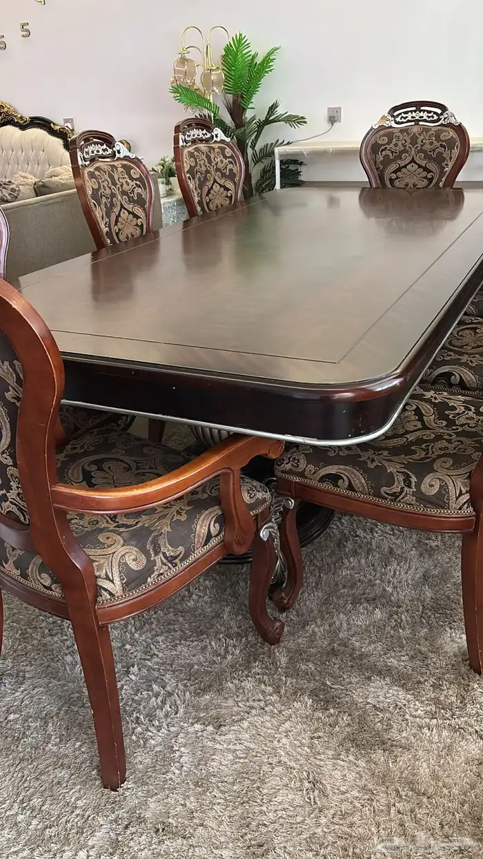 طاولة طعام مع دولاب مواعين طقم للطاوله 1