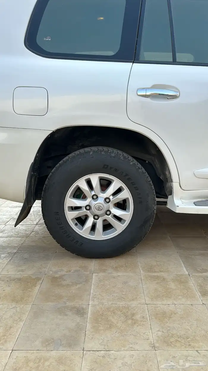 لاندكروزر GXR 2012 سعودي 8 سلندر 18