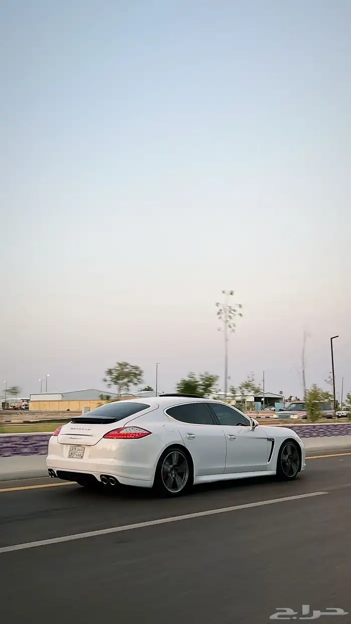 بورش باناميرا 4s 2010 7