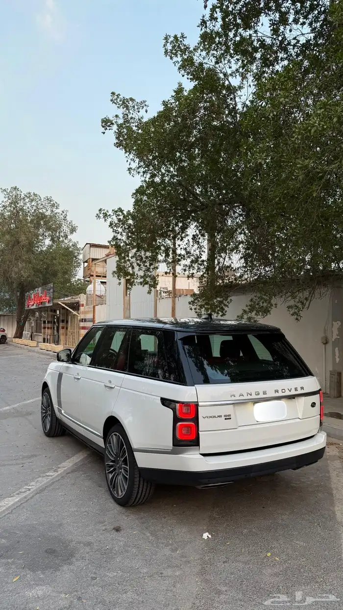 رنج روفر2020 فوجSE الممشى134 الف 2