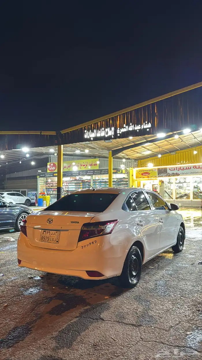 تويوتا يارس 2015 8