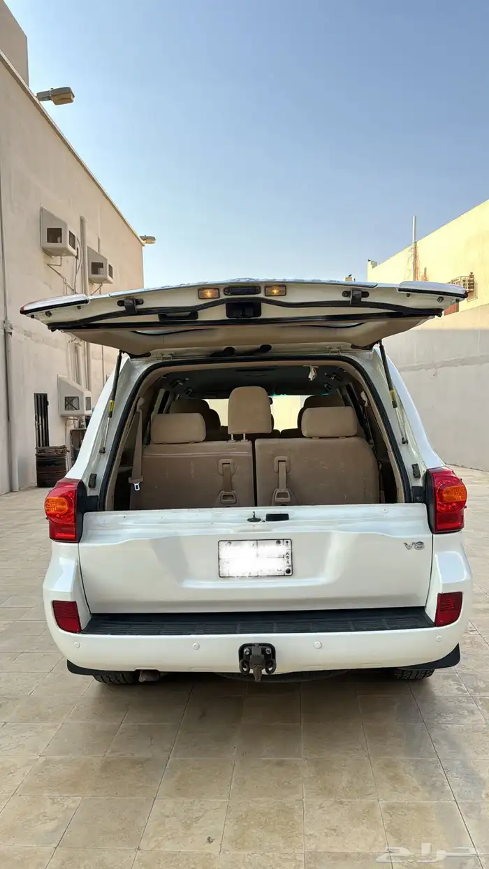 لاندكروزر GXR 2012 سعودي 8 سلندر 12