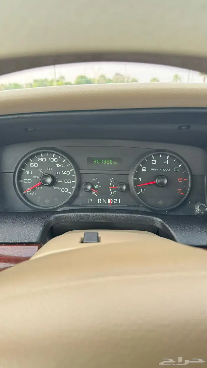 فورد فكتوريا 2011 سعودي 14