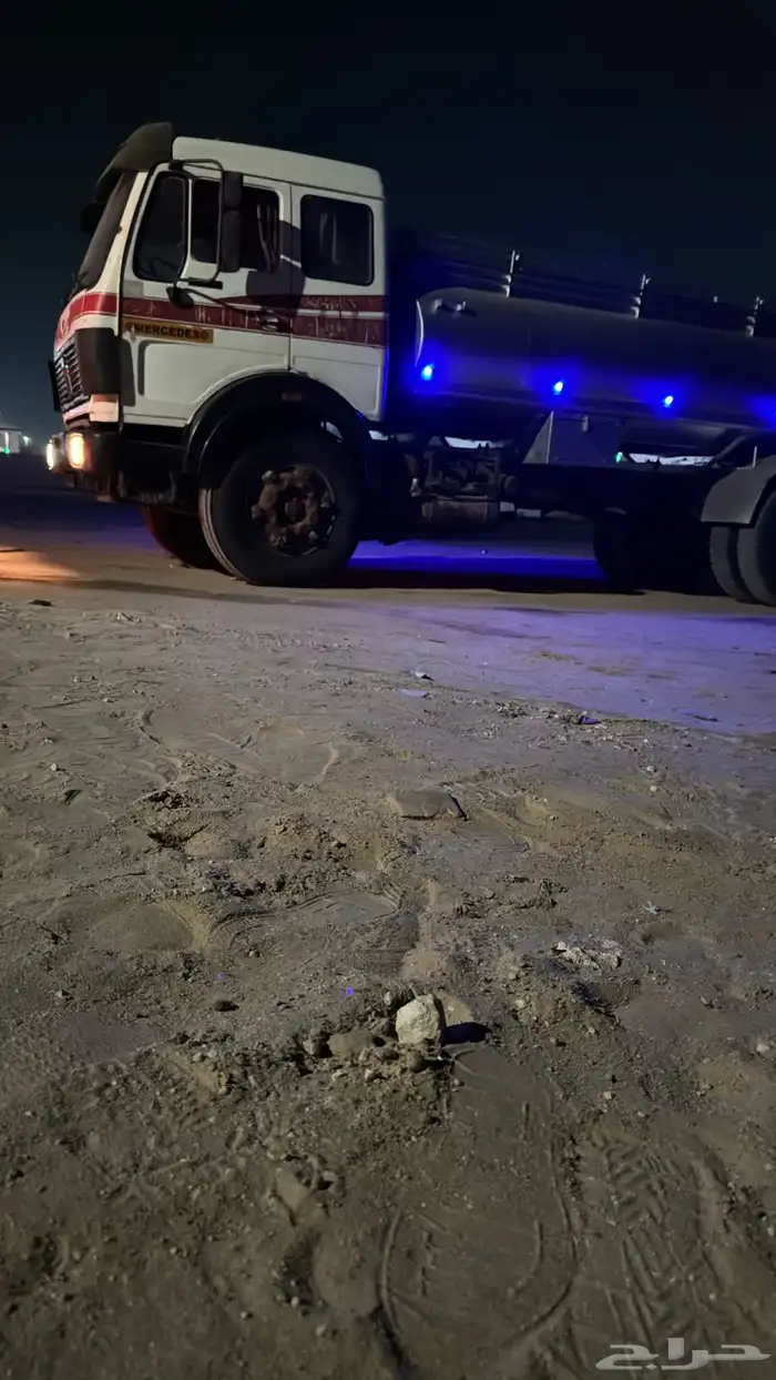 شاحنات كارافان 6