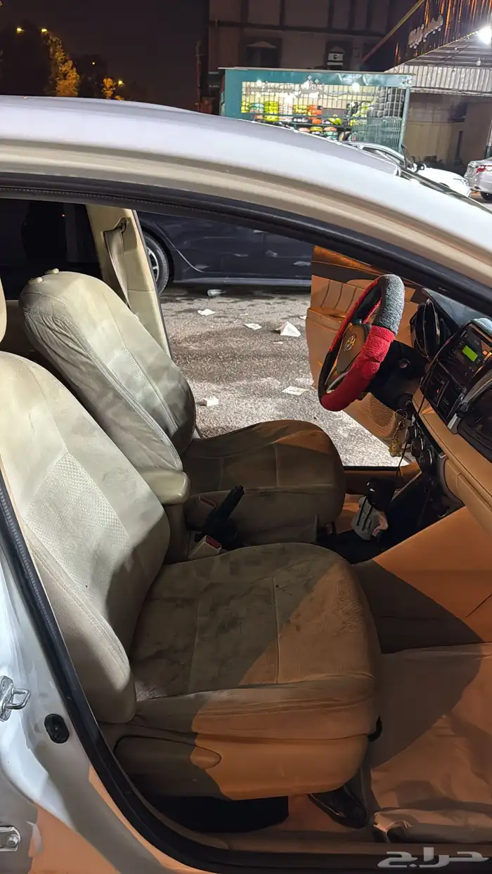 تويوتا يارس 2015 4