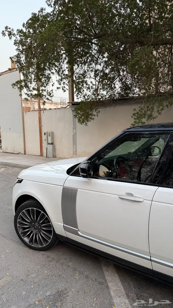 رنج روفر2020 فوجSE الممشى134 الف 10