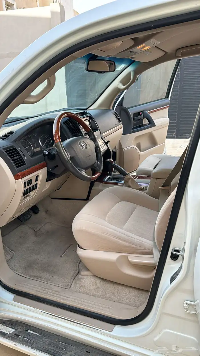 لاندكروزر GXR 2012 سعودي 8 سلندر 26