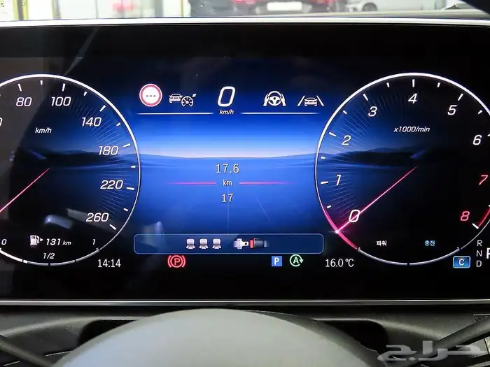 مرسيدس C200 وارد كوري موديل 2025موجودة جاهزة للتصدير 5