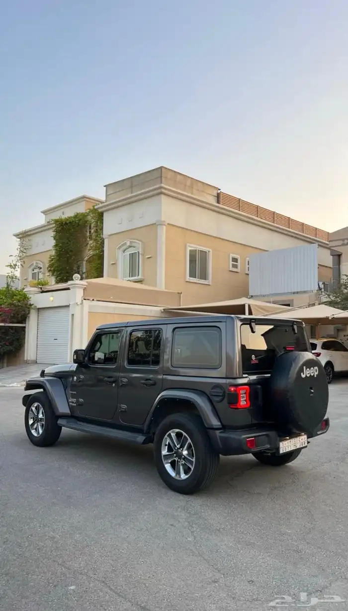 للبيع جيب رانجلر موديل 2021 4