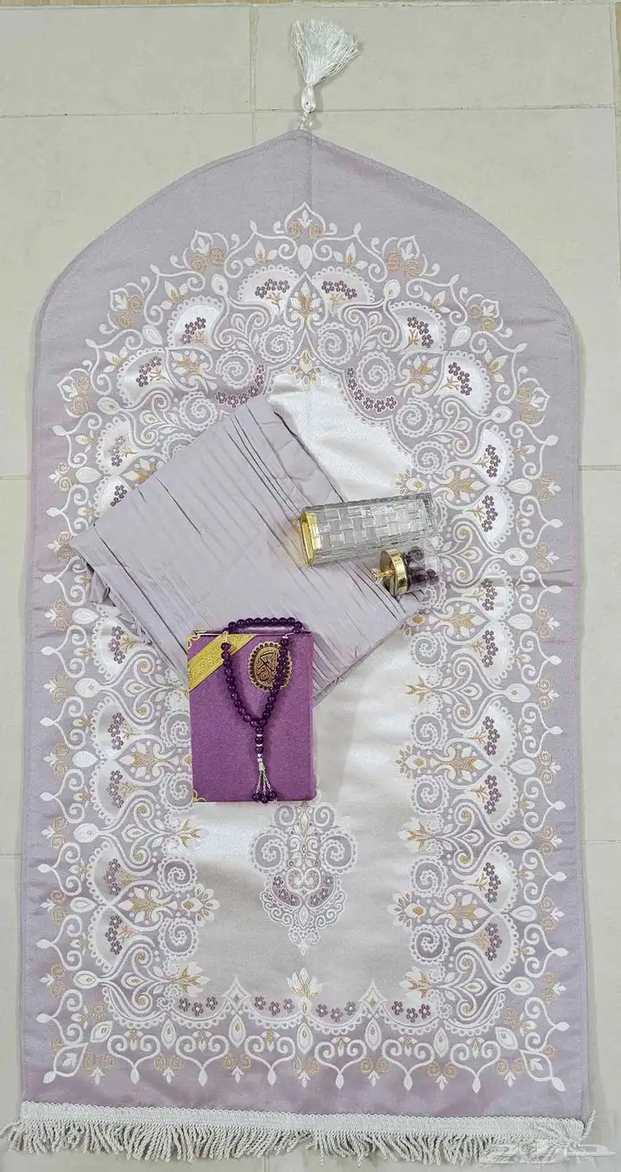 اطقم صلاة شرشف دبل كلوش ومطرز ومكسر 24