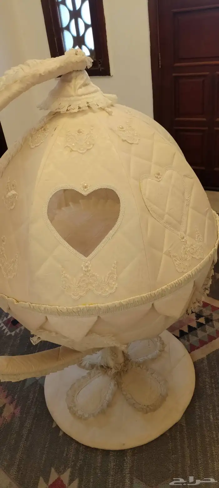 سرير اطفال 1