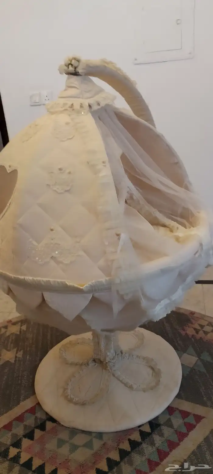 سرير اطفال 2