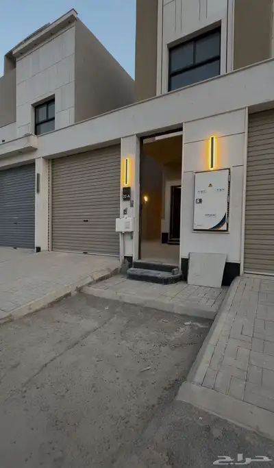 دور ارضي للايجار الدفع كل 6شهور 0