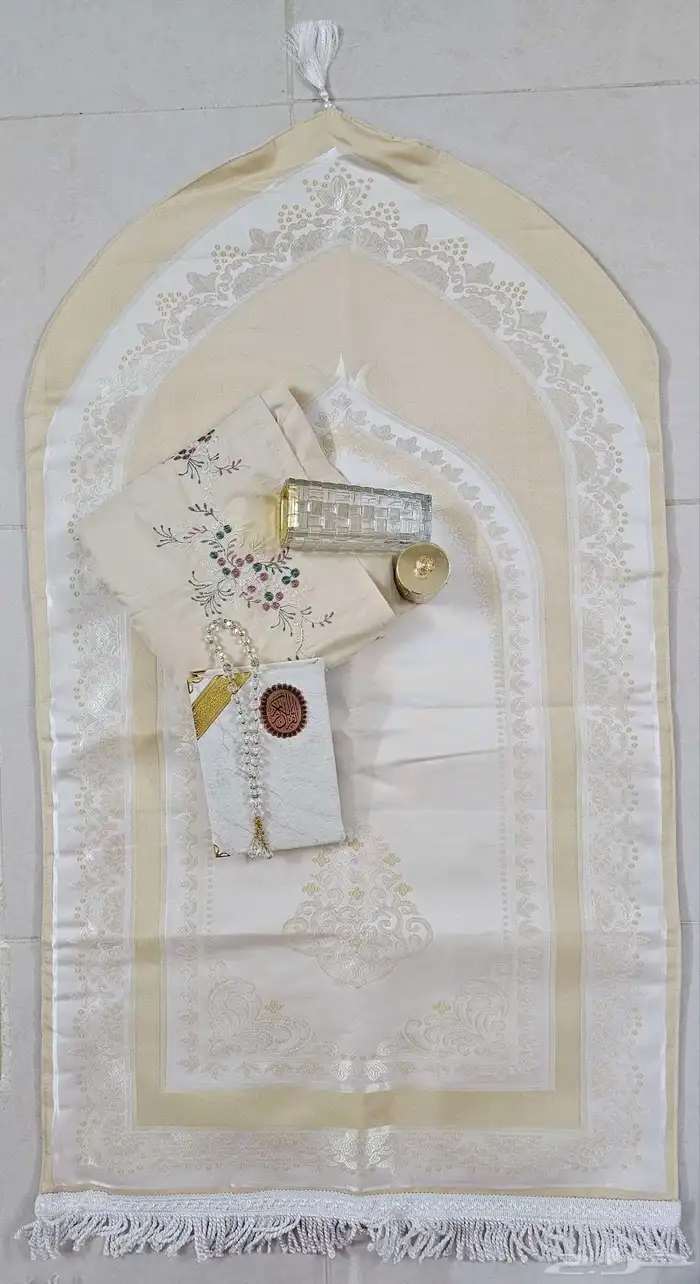 اطقم صلاة شرشف دبل كلوش ومطرز ومكسر 23