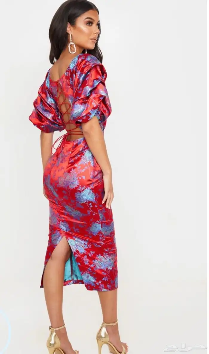 فستان ميدي ساتان احمر فاخر - اكمام بف وظهر كورسيه برباط 1