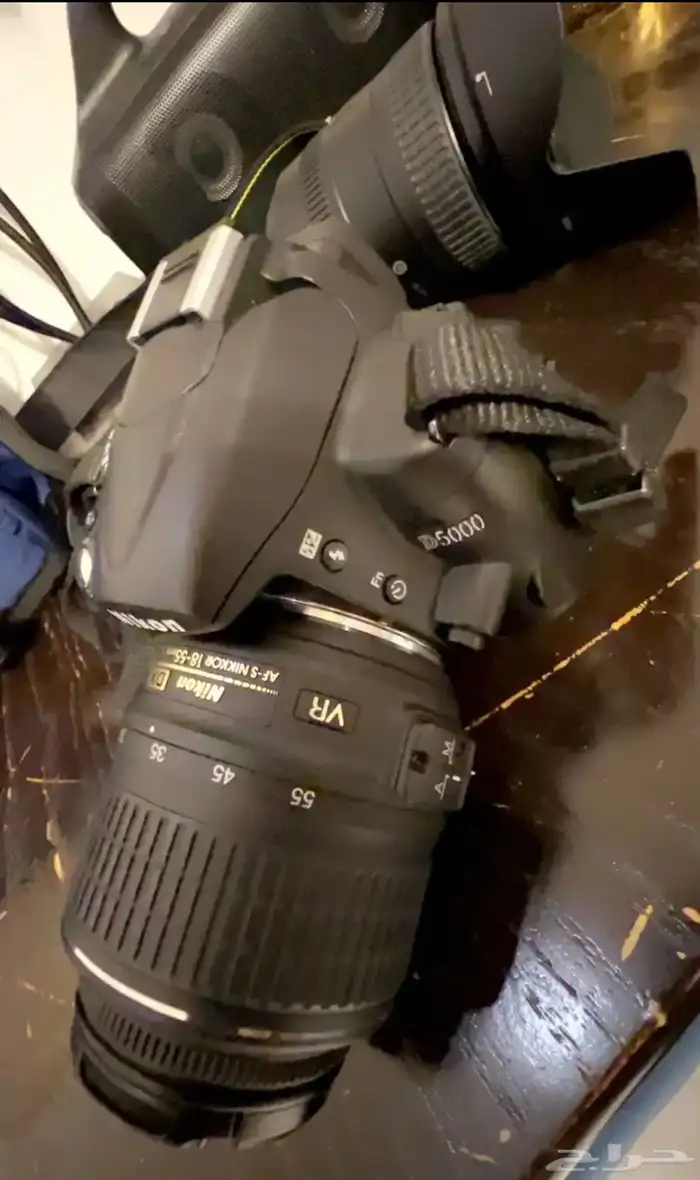 كاميرا نيكون احترافية 1