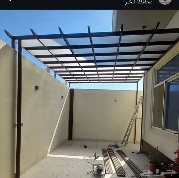 مظلات سيارات وسواتر منزليه ومظلات جلسات معا بديل خشب وعشب 6