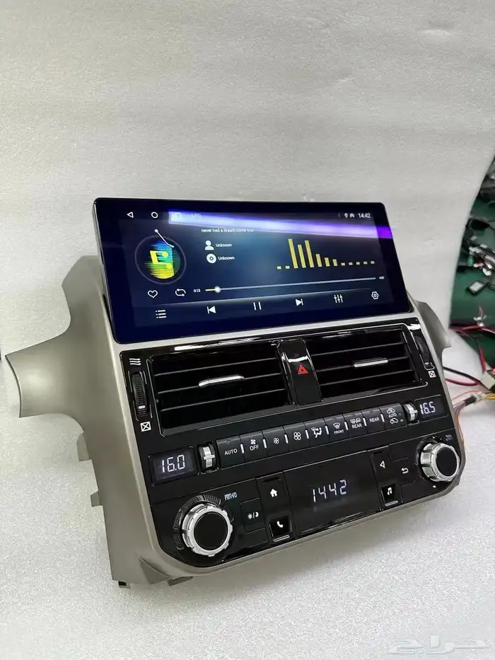 شاشة لكزس GX460 حجم الوكاله والشكل الجديد بنظام الوكاله 10