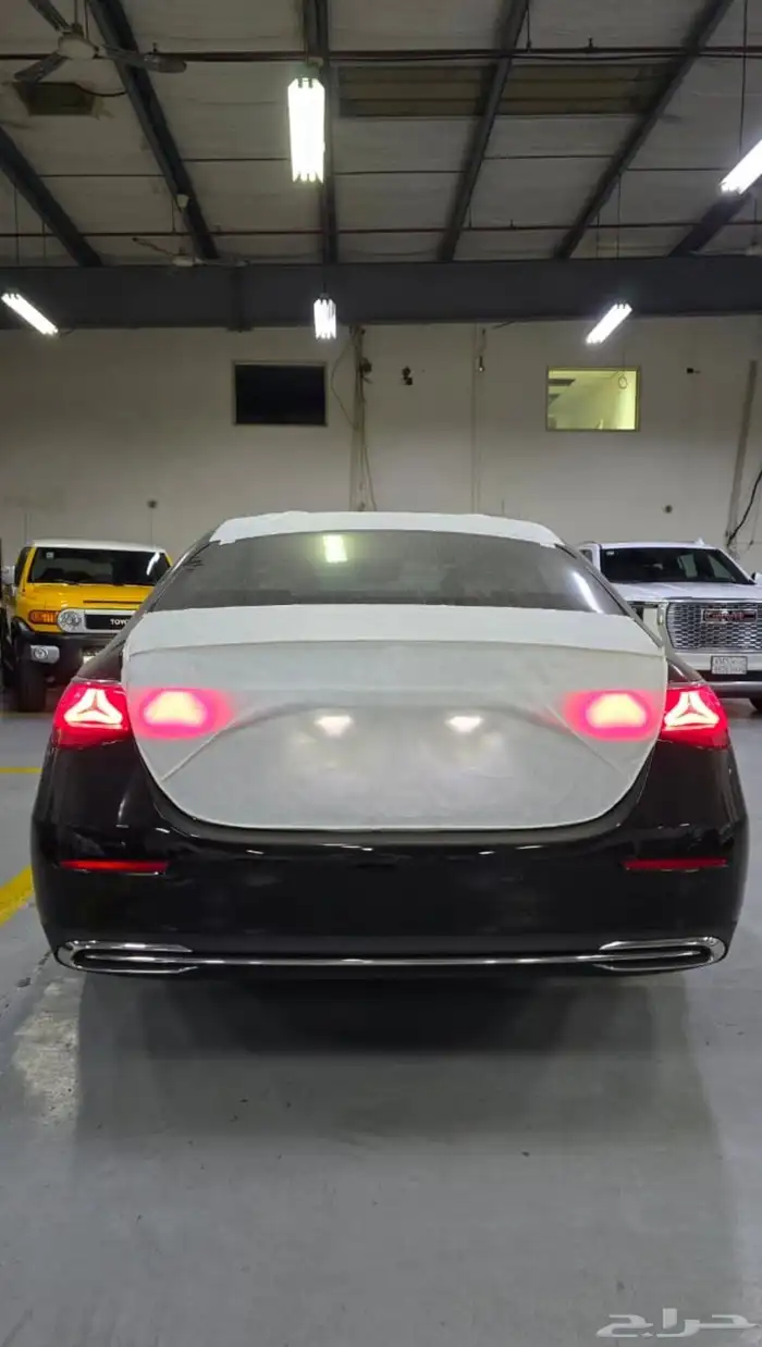 مرسيدس E200. بطاقة جمركية 0